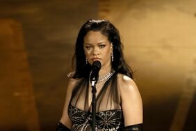Rihanna 2023 Oscars Performance