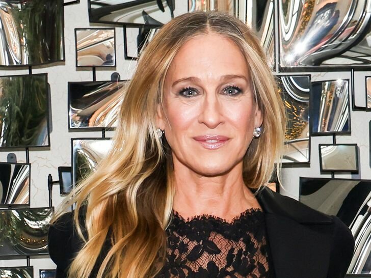 Sarah Jessica Parker attends THe Fifth Hotel opening 