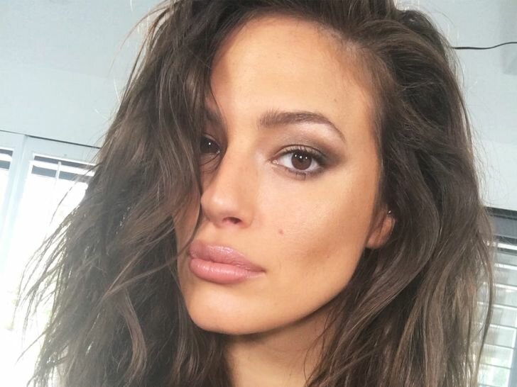 InStyle March 2017 PLS Ashley Graham - Lead