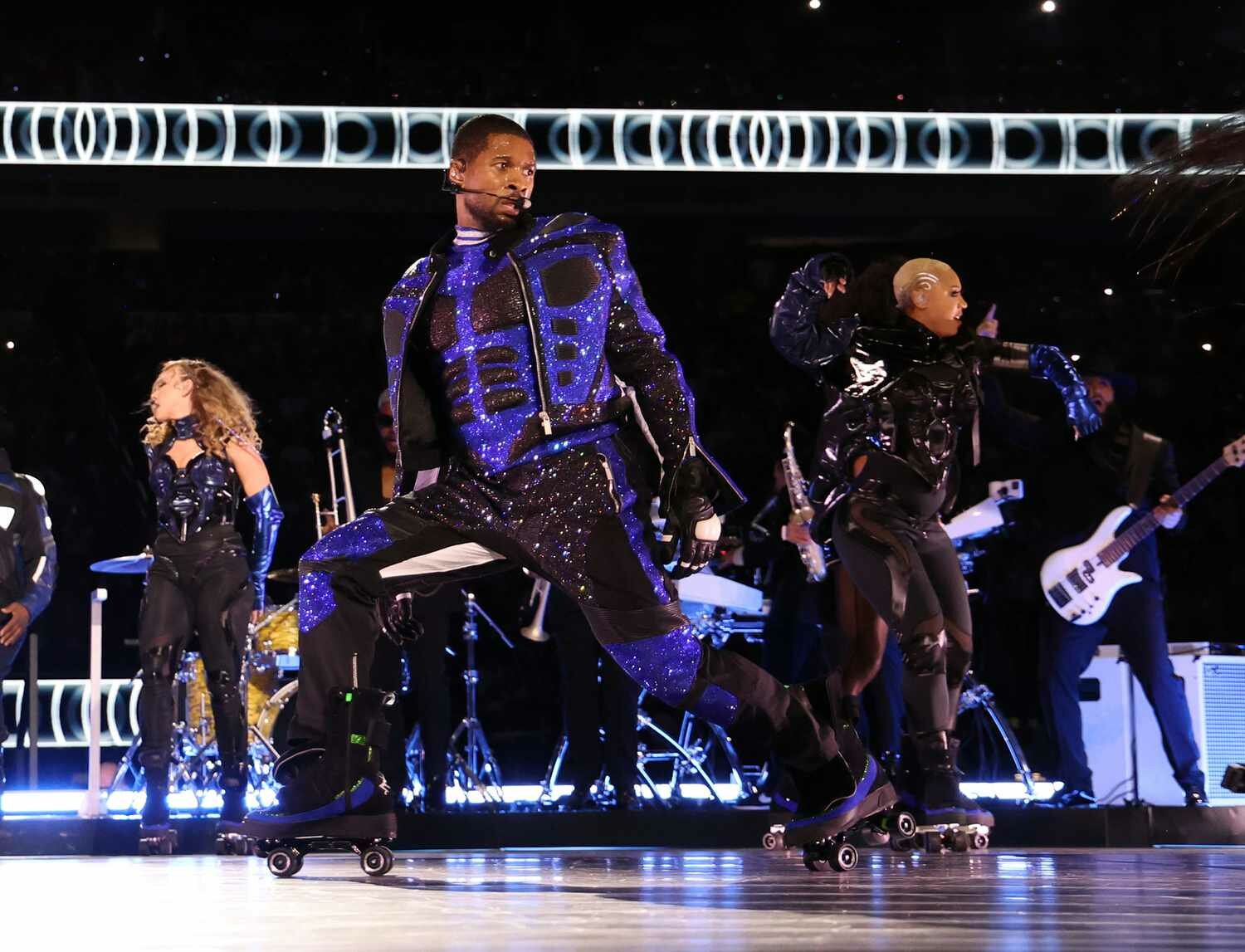  Usher performs onstage during the Apple Music Super Bowl LVIII Halftime Show