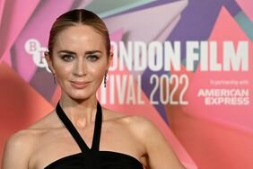 emily Blunt attends "The English" world premiere