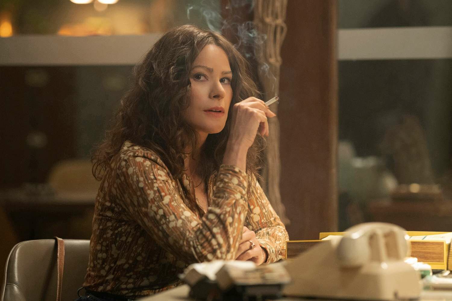 Sofia Vergara Sitting Smoking a Cigarette as Griselda Blanco in Netflix's Griselda