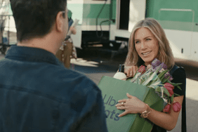 Jennifer Aniston and David Schwimmer in a Super Bowl ad